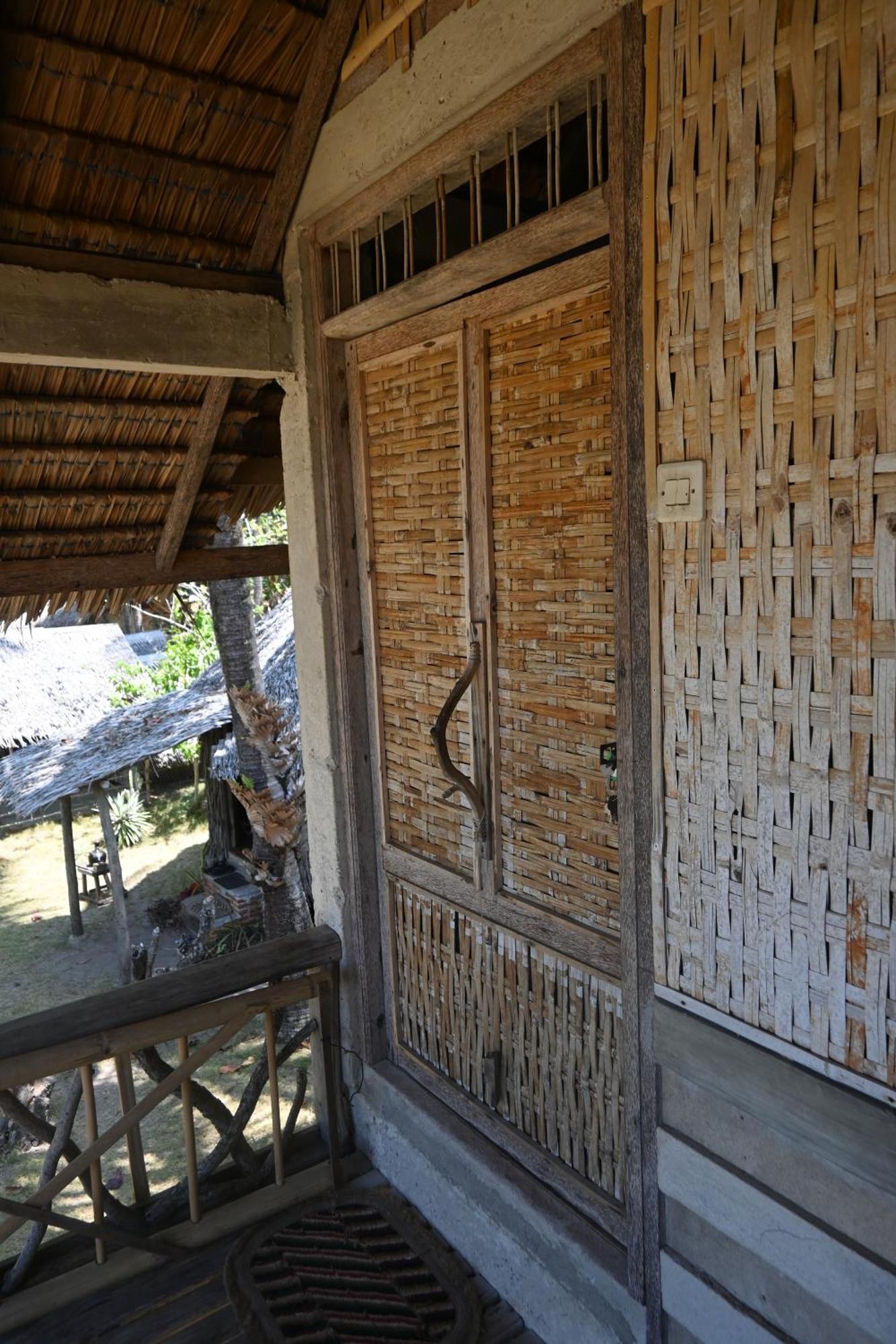 Bunga Jabe Villa Karimunjawa Eksteriør billede